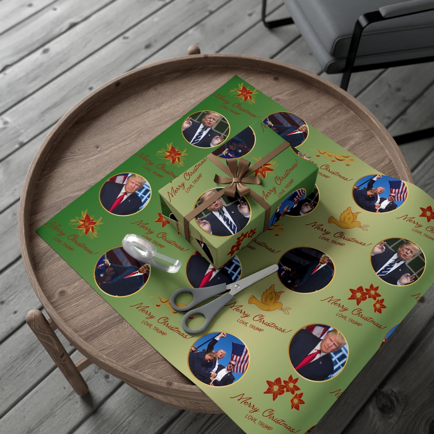Love Donald Trump Gift Wrapping Papers in Green