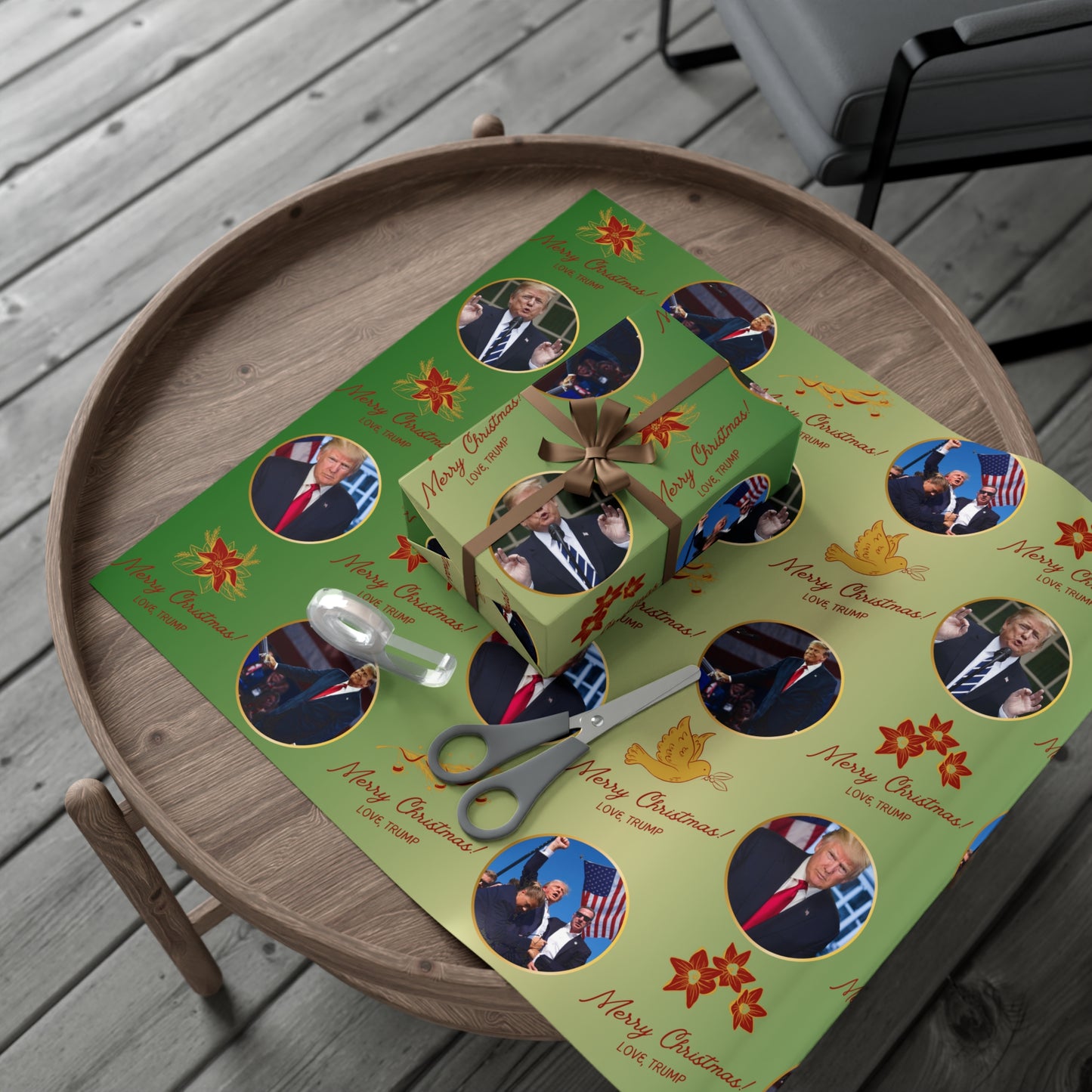 Love Donald Trump Gift Wrapping Papers in Green